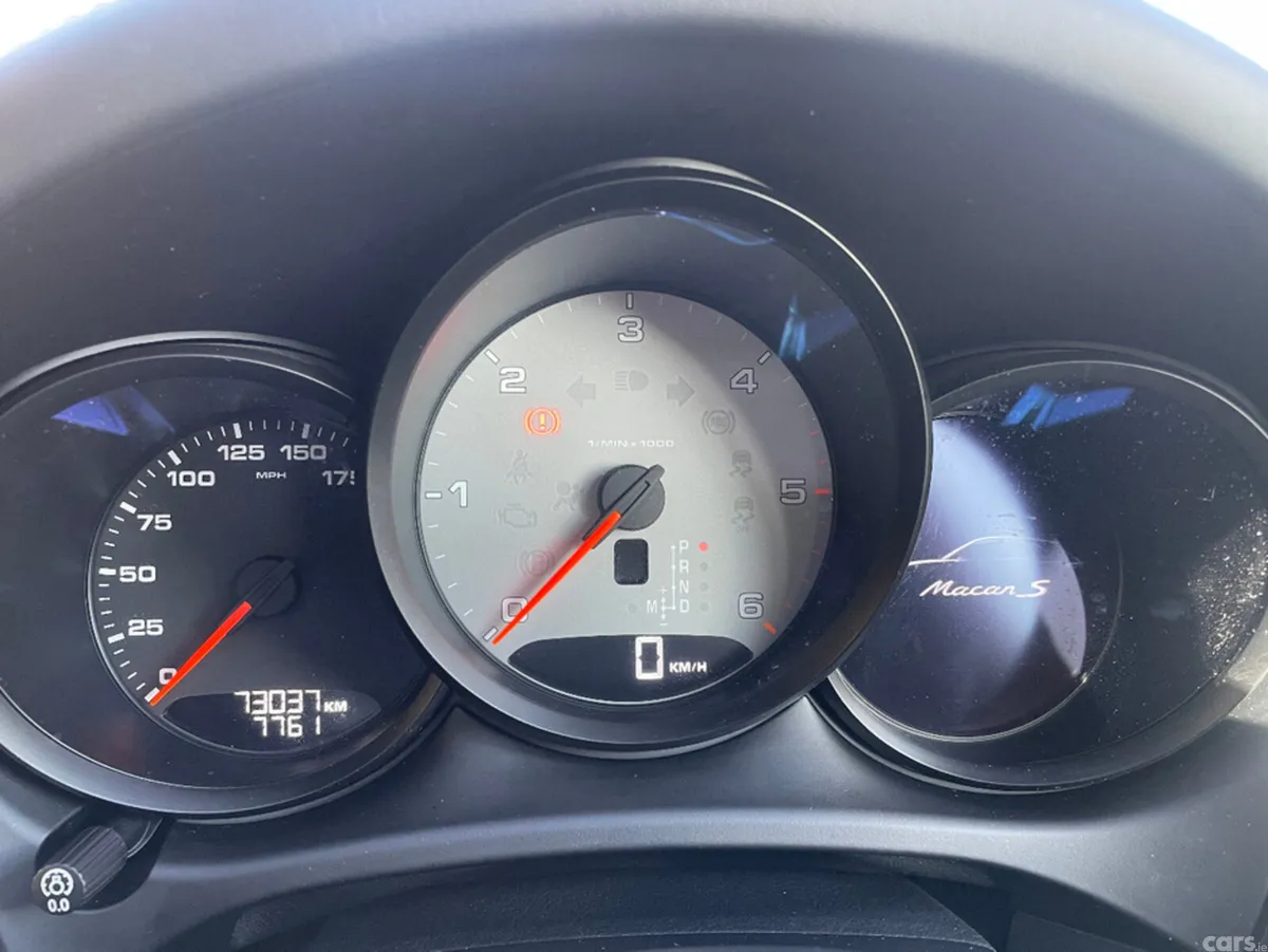 Porsche Macan SUV, Diesel, 2015, Silver