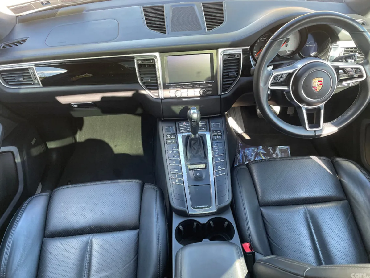 Porsche Macan SUV, Diesel, 2015, Silver