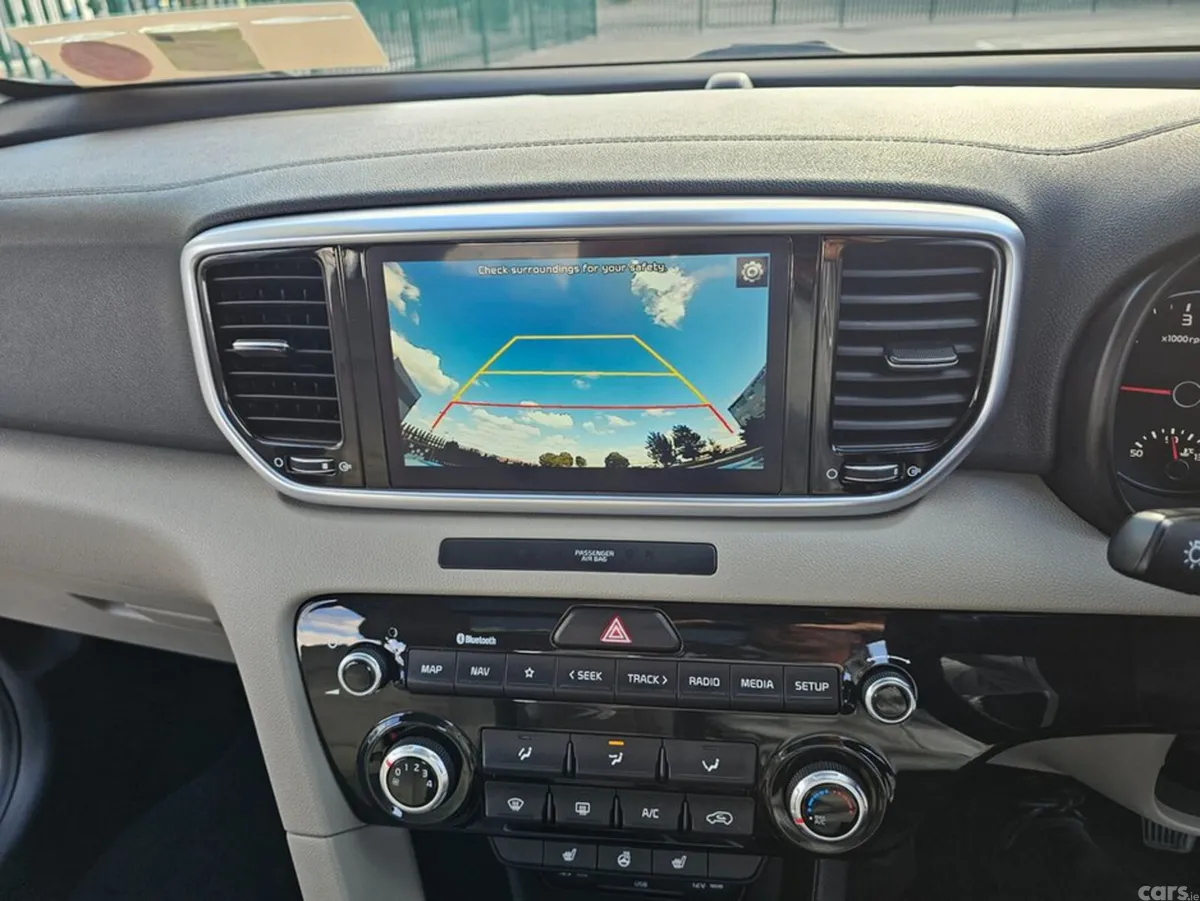 Kia Sportage MPV, Diesel Hybrid, 2021, Grey