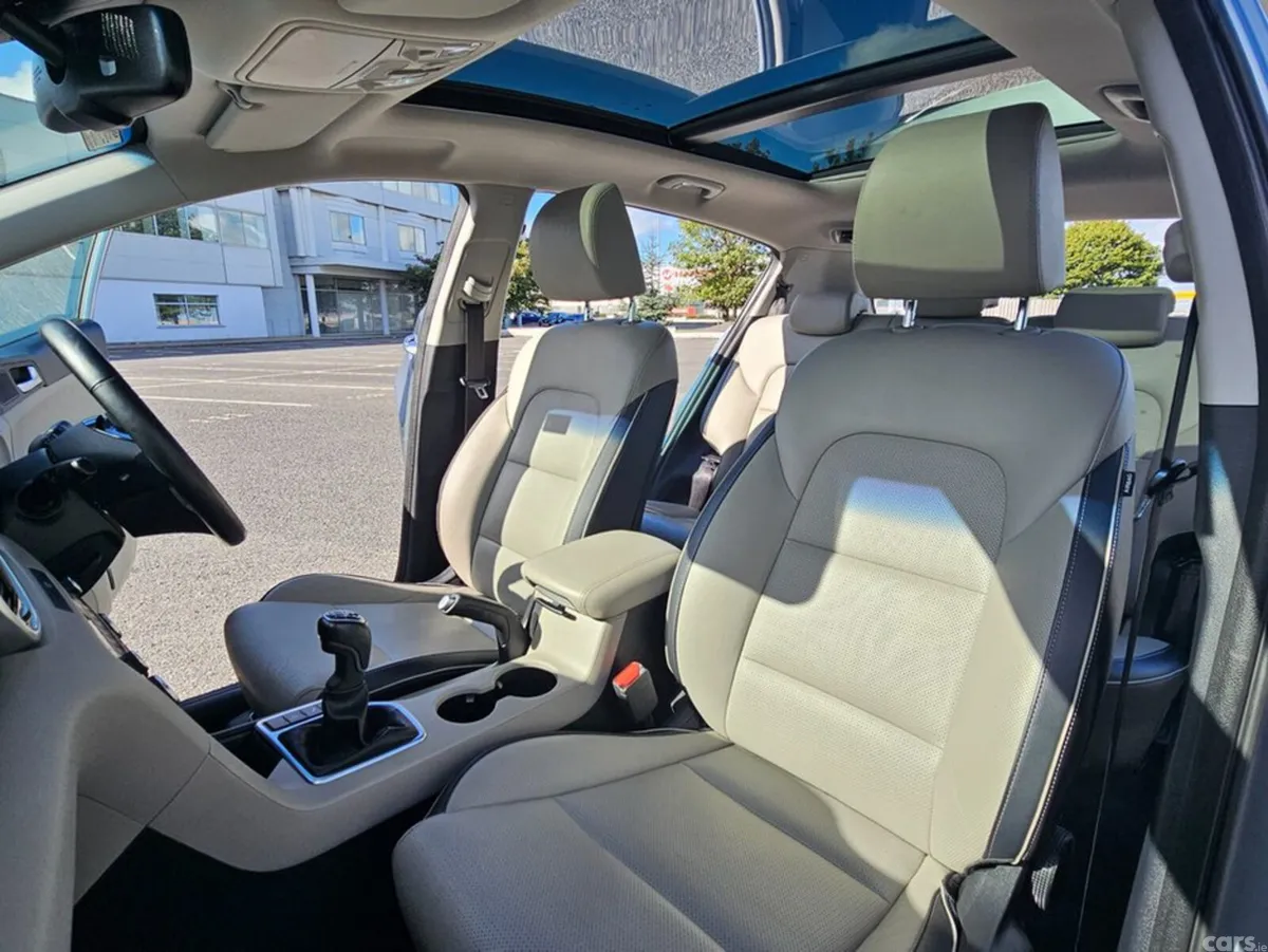 Kia Sportage MPV, Diesel Hybrid, 2021, Grey