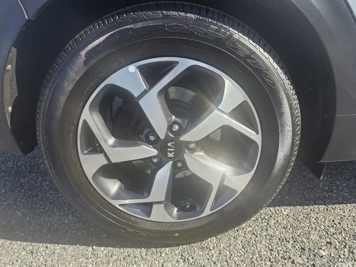 Kia Sportage MPV, Diesel Hybrid, 2021, Grey