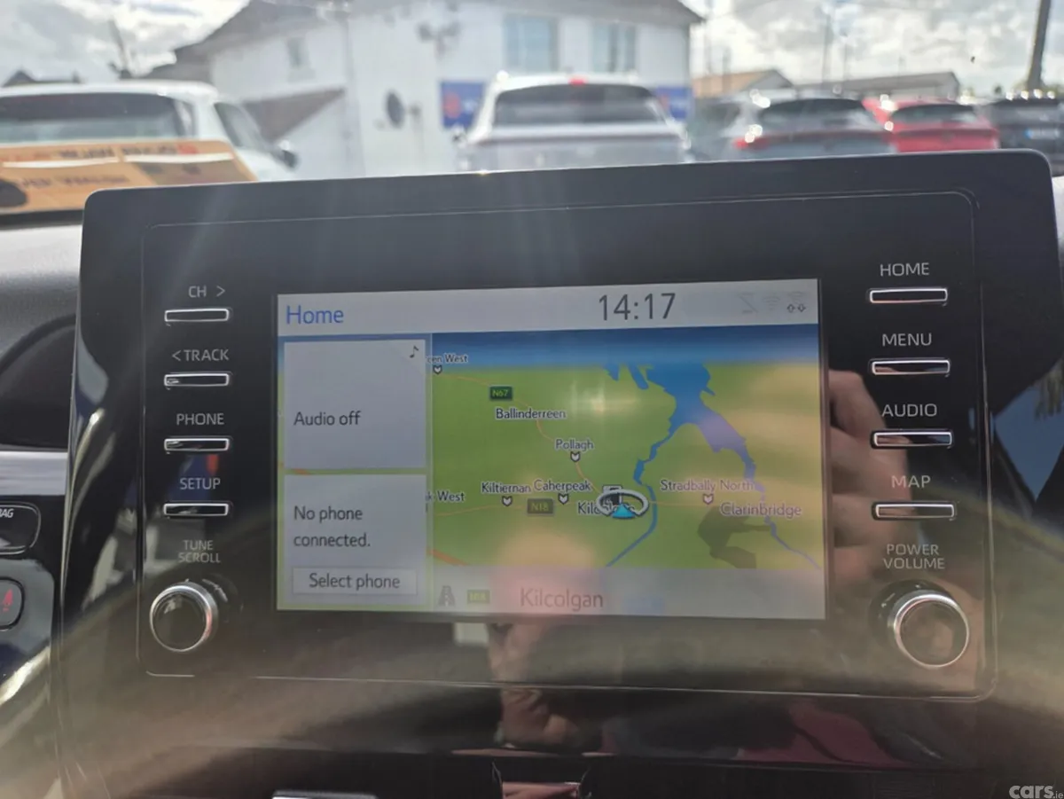 Toyota Camry Saloon, Petrol Hybrid, 2021, Grey