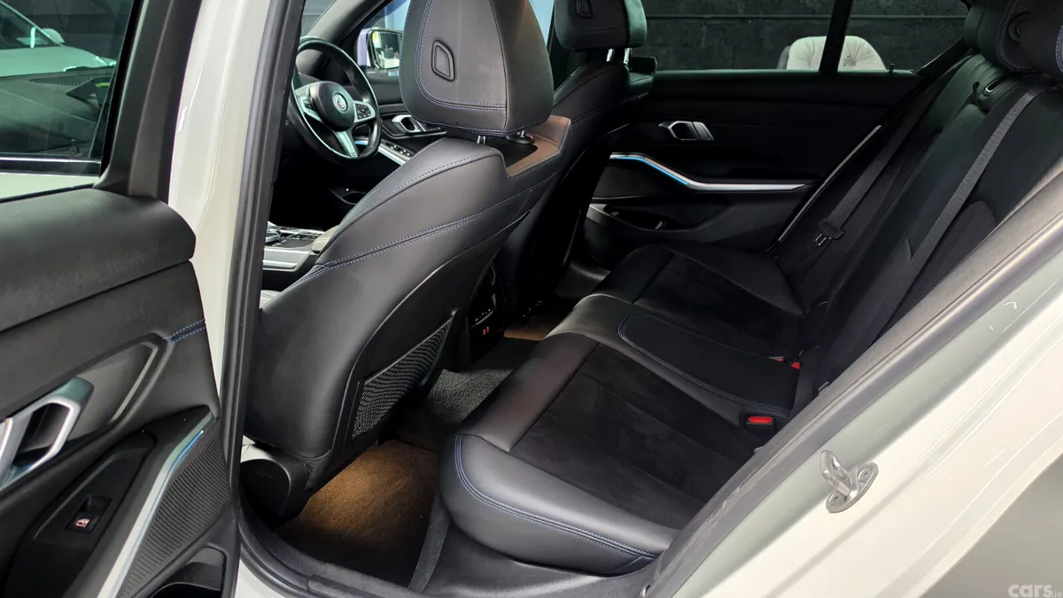 BMW 3-Series Saloon, Petrol Plug-in Hybrid, 2024, White