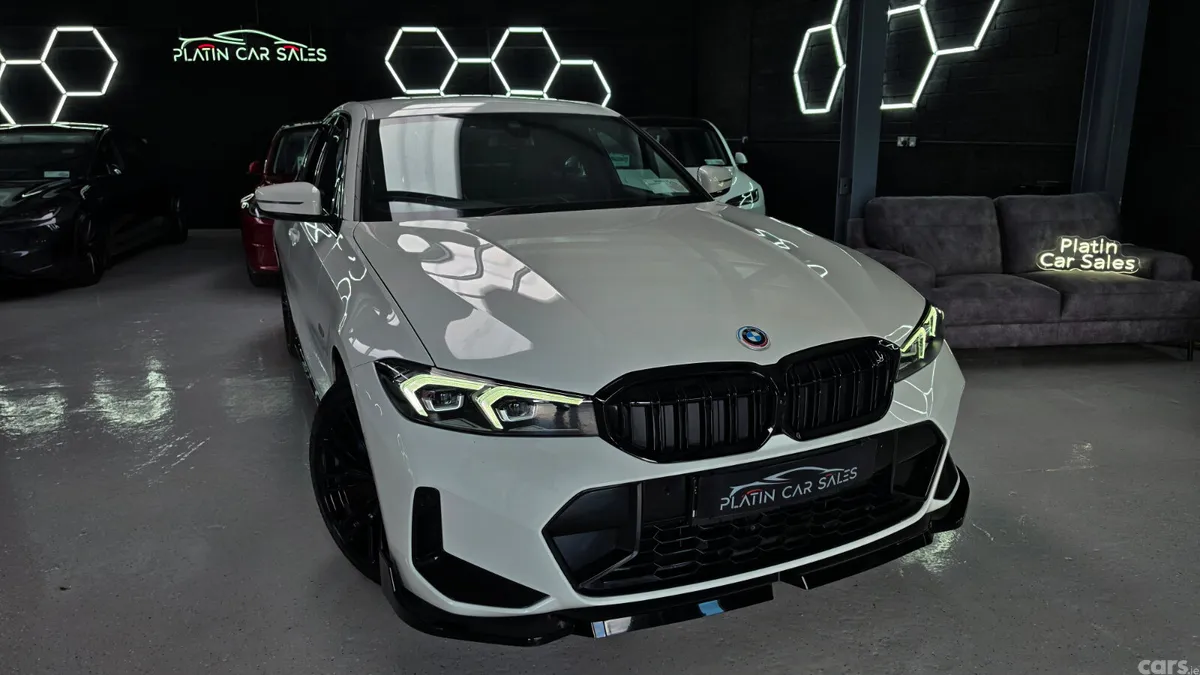 BMW 3-Series Saloon, Petrol Plug-in Hybrid, 2024, White