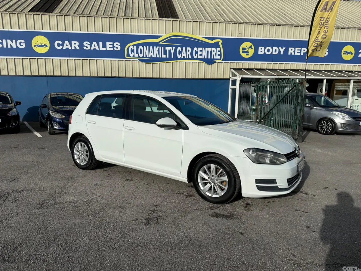 Volkswagen Golf Hatchback, Petrol, 2013, White
