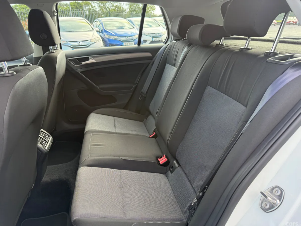Volkswagen Golf Hatchback, Petrol, 2013, White