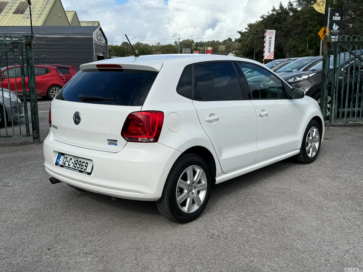 Volkswagen Polo Hatchback, Petrol, 2012, White