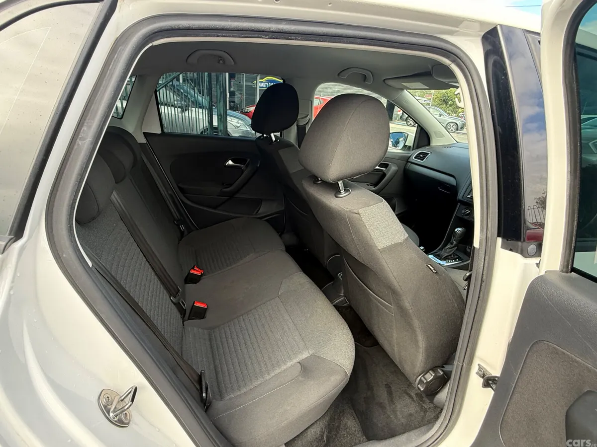 Volkswagen Polo Hatchback, Petrol, 2012, White