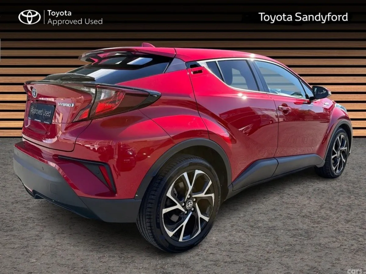 Toyota C-HR SUV, Petrol Hybrid, 2021, Red
