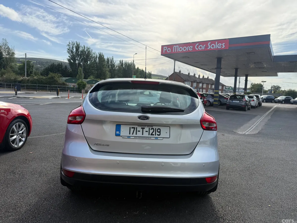 Ford Focus Hatchback, Diesel, 2017, Grey