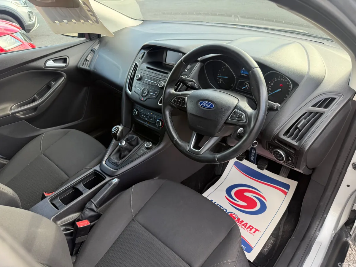 Ford Focus Hatchback, Diesel, 2017, Grey