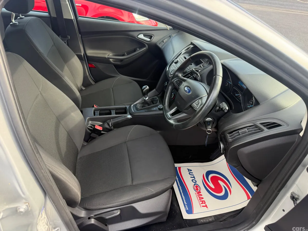 Ford Focus Hatchback, Diesel, 2017, Grey