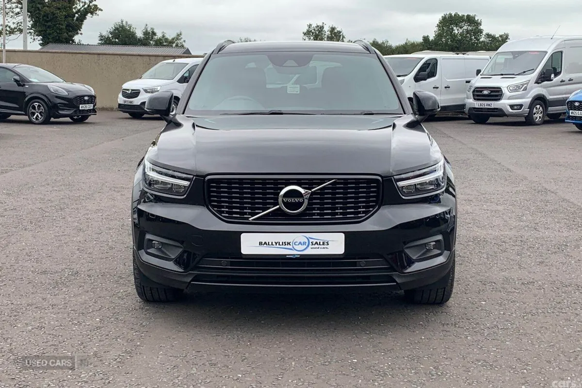 Volvo XC40 SUV, Petrol Hybrid, 2020, Black