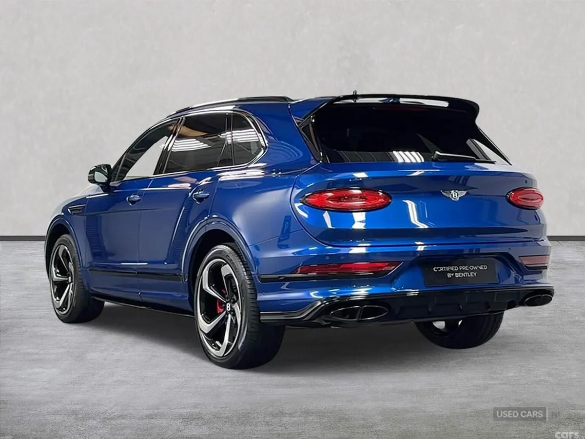 Bentley Bentayga SUV, Petrol, 2023, Blue