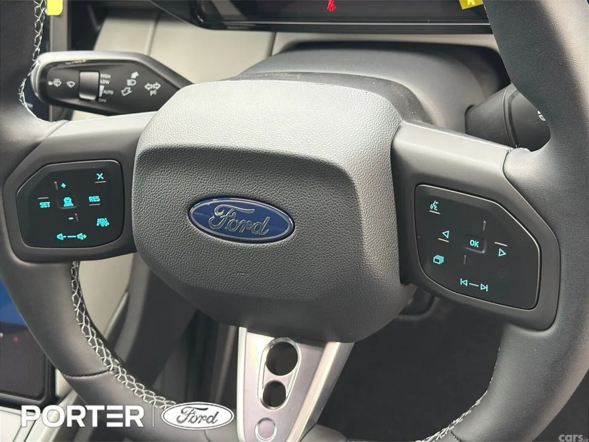 Ford Capri SUV, Electric, 2026, Grey
