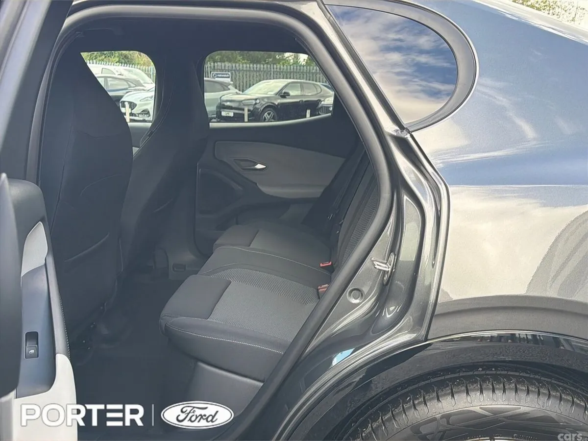 Ford Capri SUV, Electric, 2026, Grey