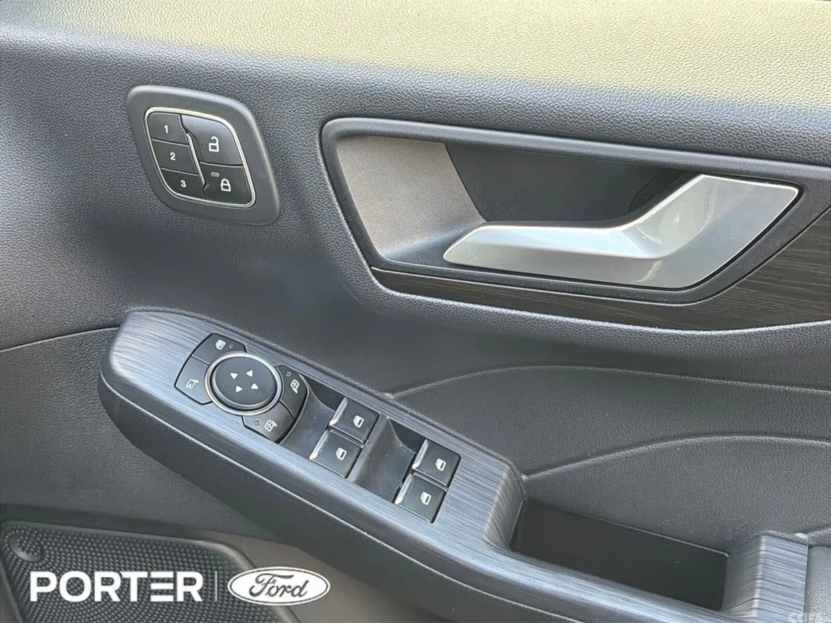Ford Kuga SUV, Petrol, 2024, Black