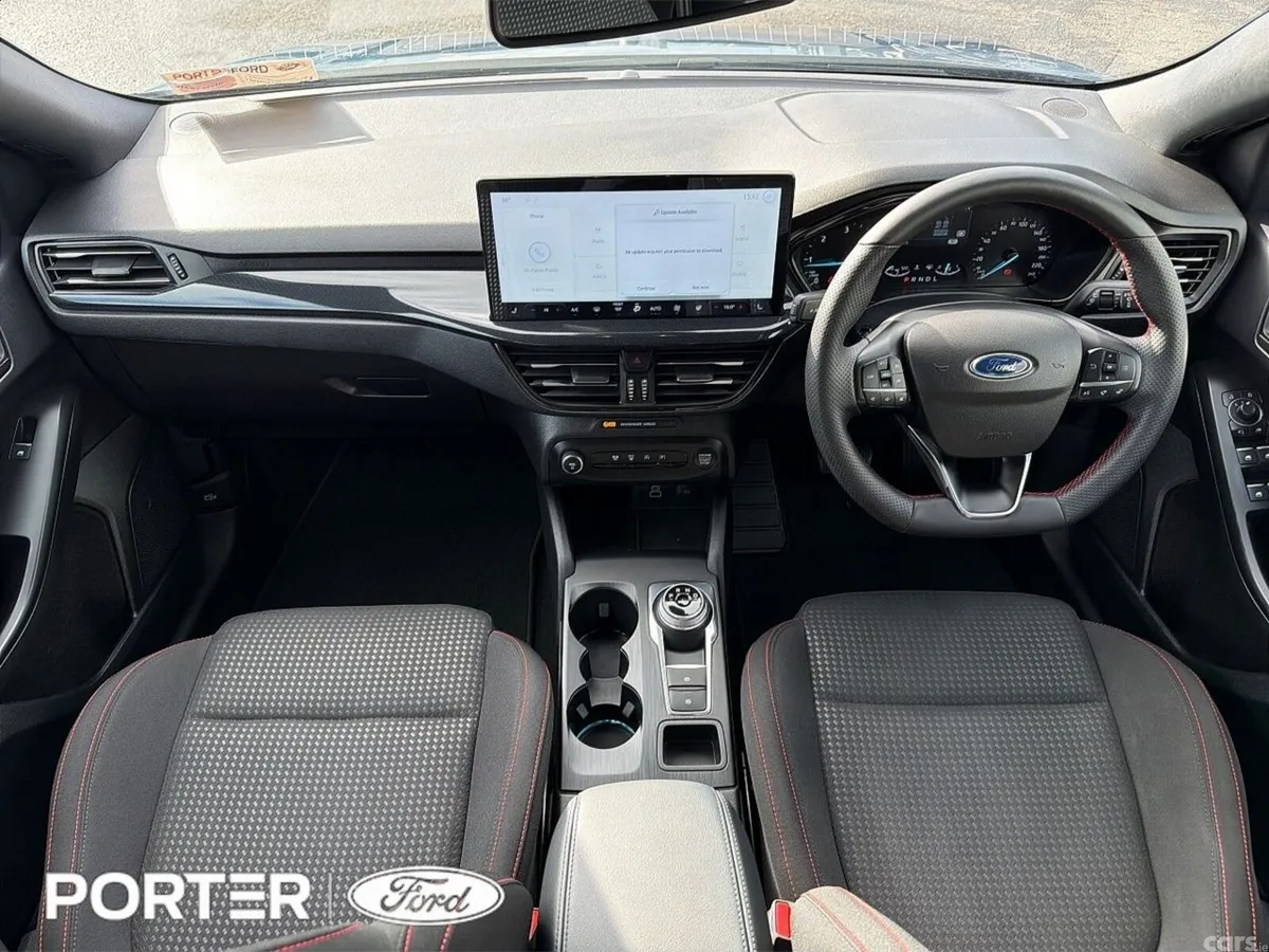 Ford Focus Hatchback, Diesel, 2024, Blue
