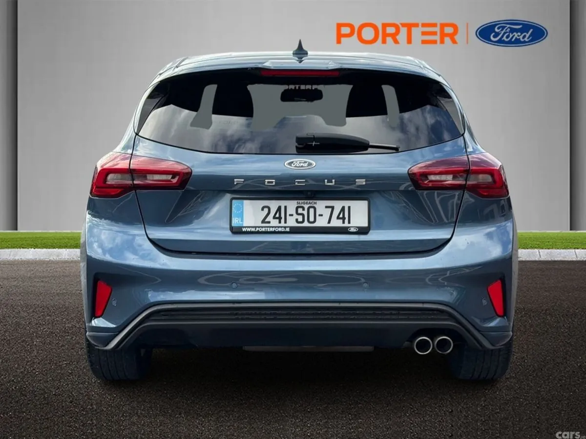 Ford Focus Hatchback, Diesel, 2024, Blue