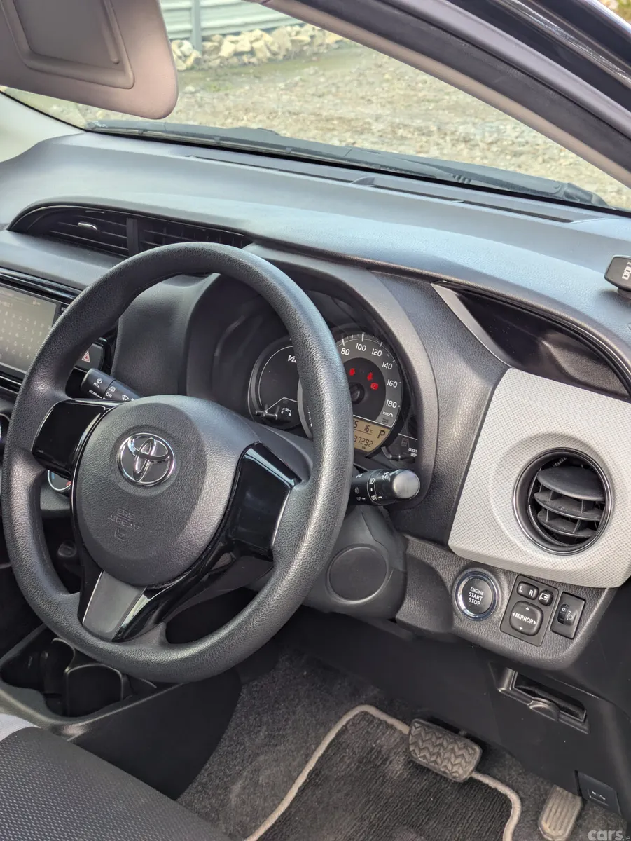 Toyota Vitz Hatchback, Petrol, 2015, Black