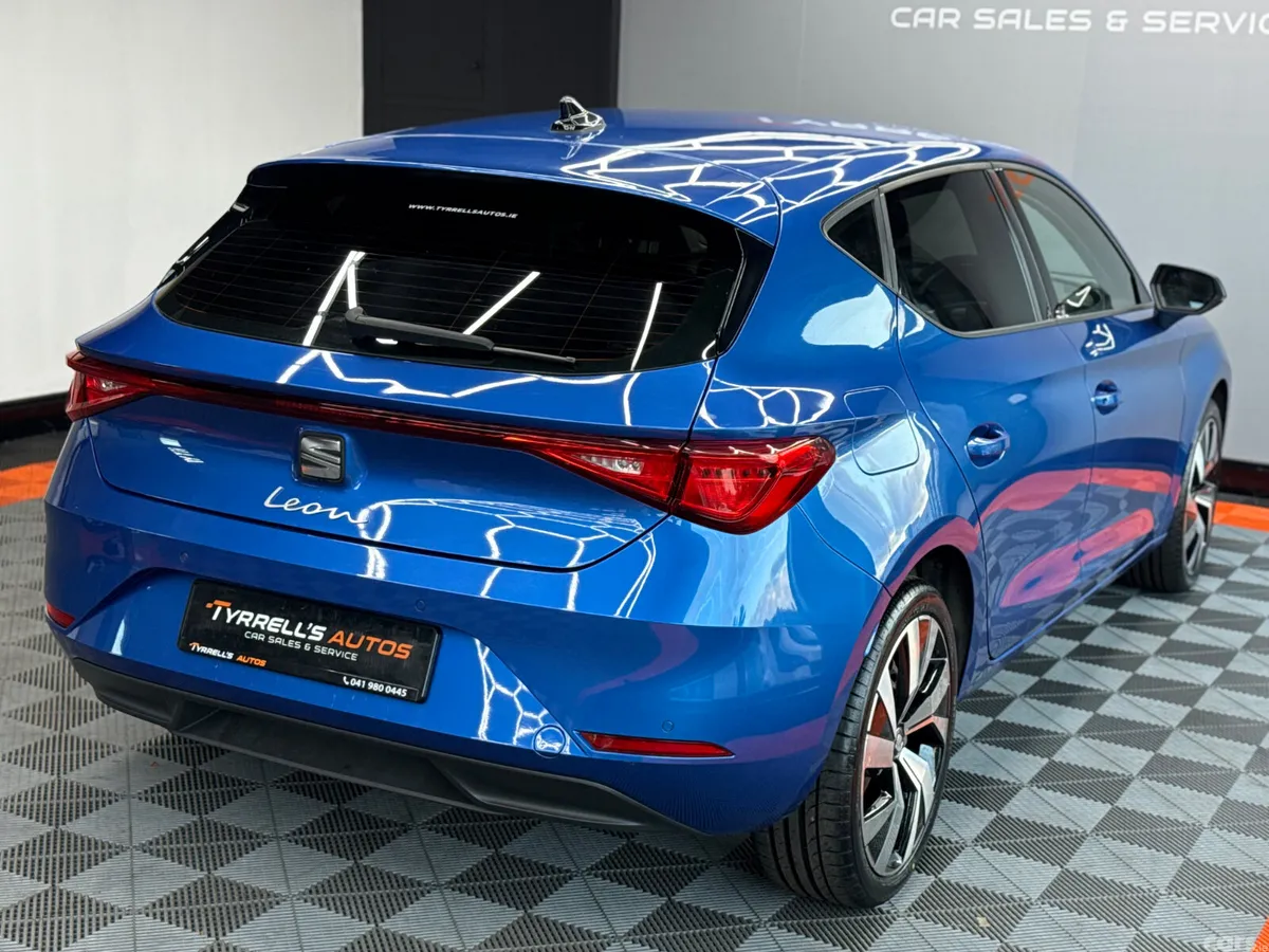 SEAT Leon Estate, Petrol Hybrid, 2024, Blue