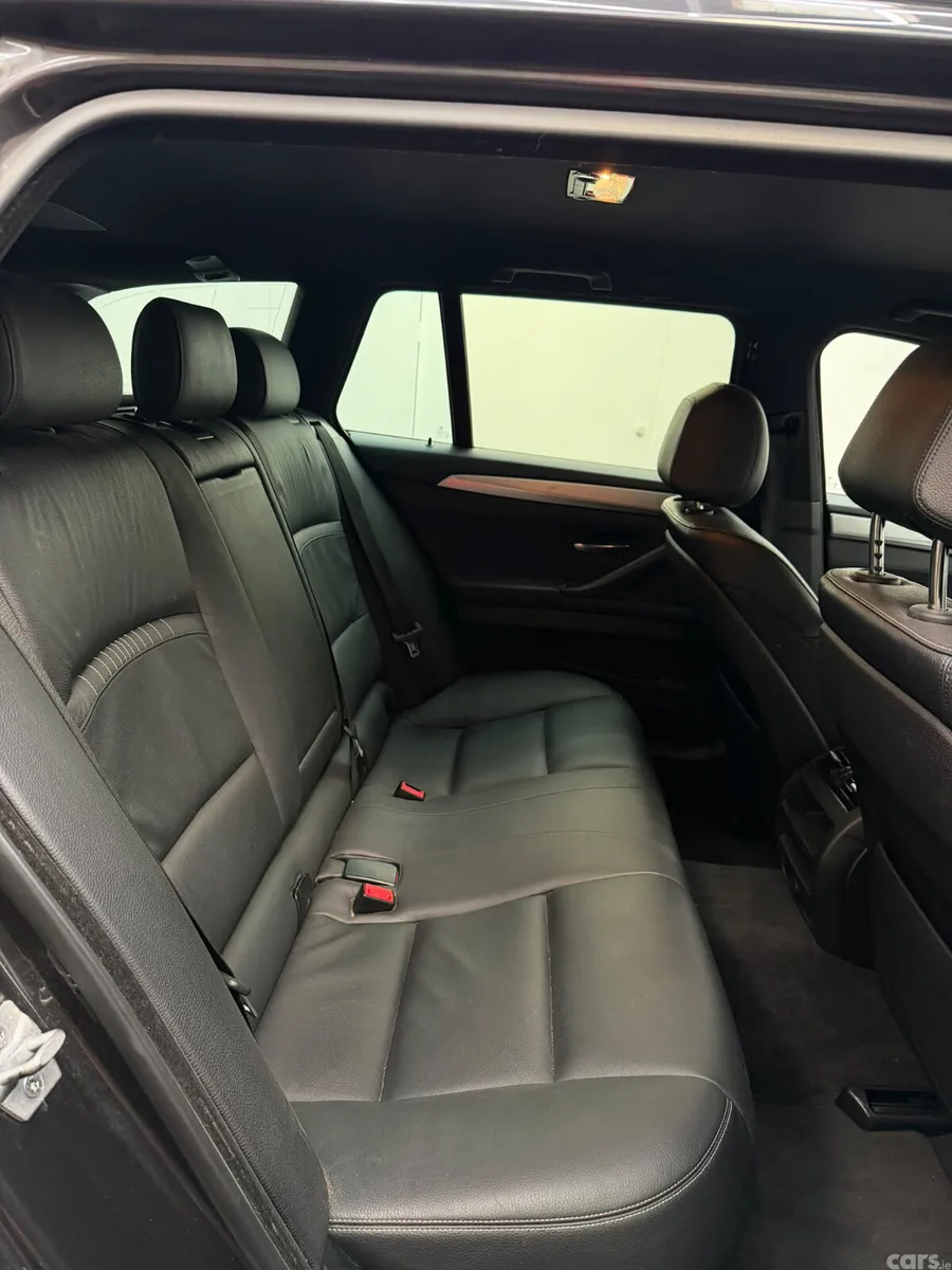 BMW 5-Series Estate, Diesel, 2015, Grey