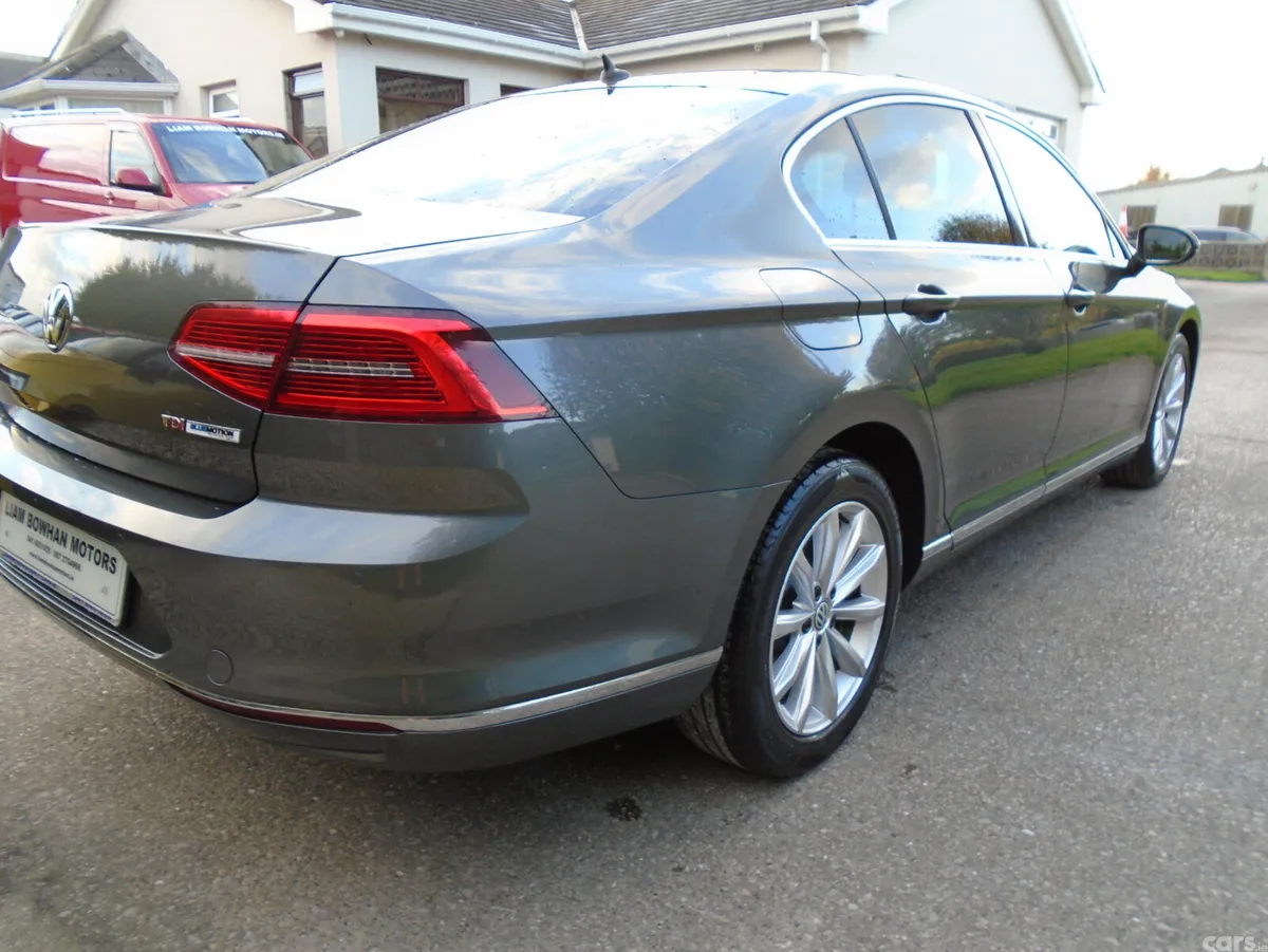 Volkswagen Passat Saloon, Diesel, 2015, Grey