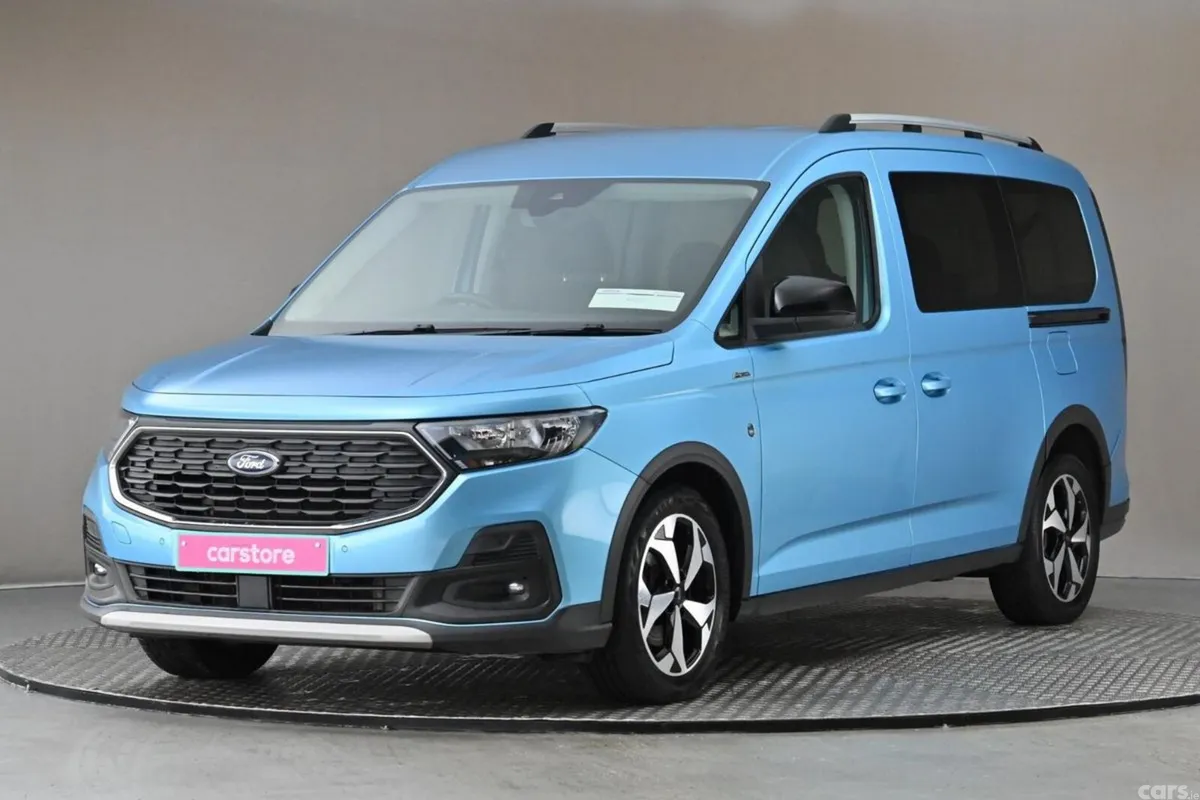 Ford Tourneo Connect MPV, Diesel, 2023, Blue