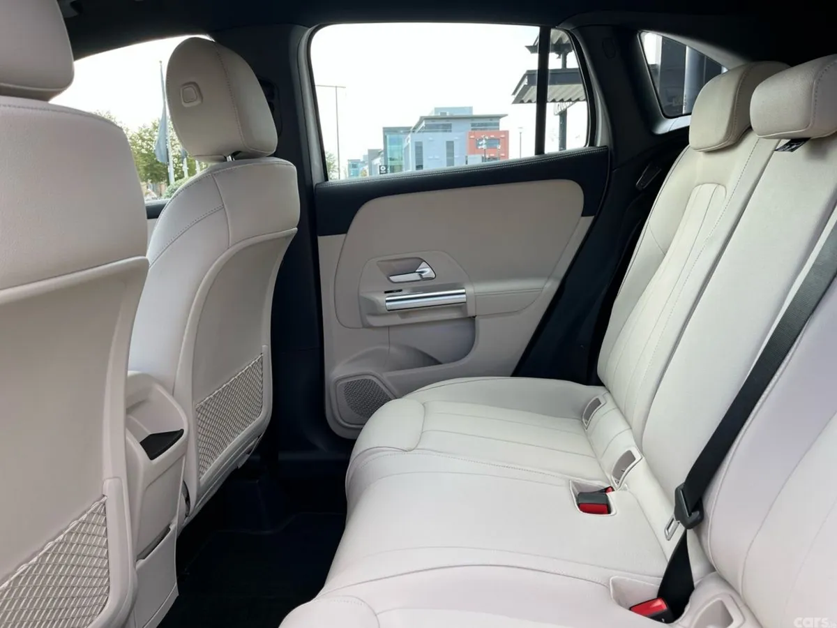 Mercedes-Benz GLA SUV, Petrol Hybrid, 2026, White