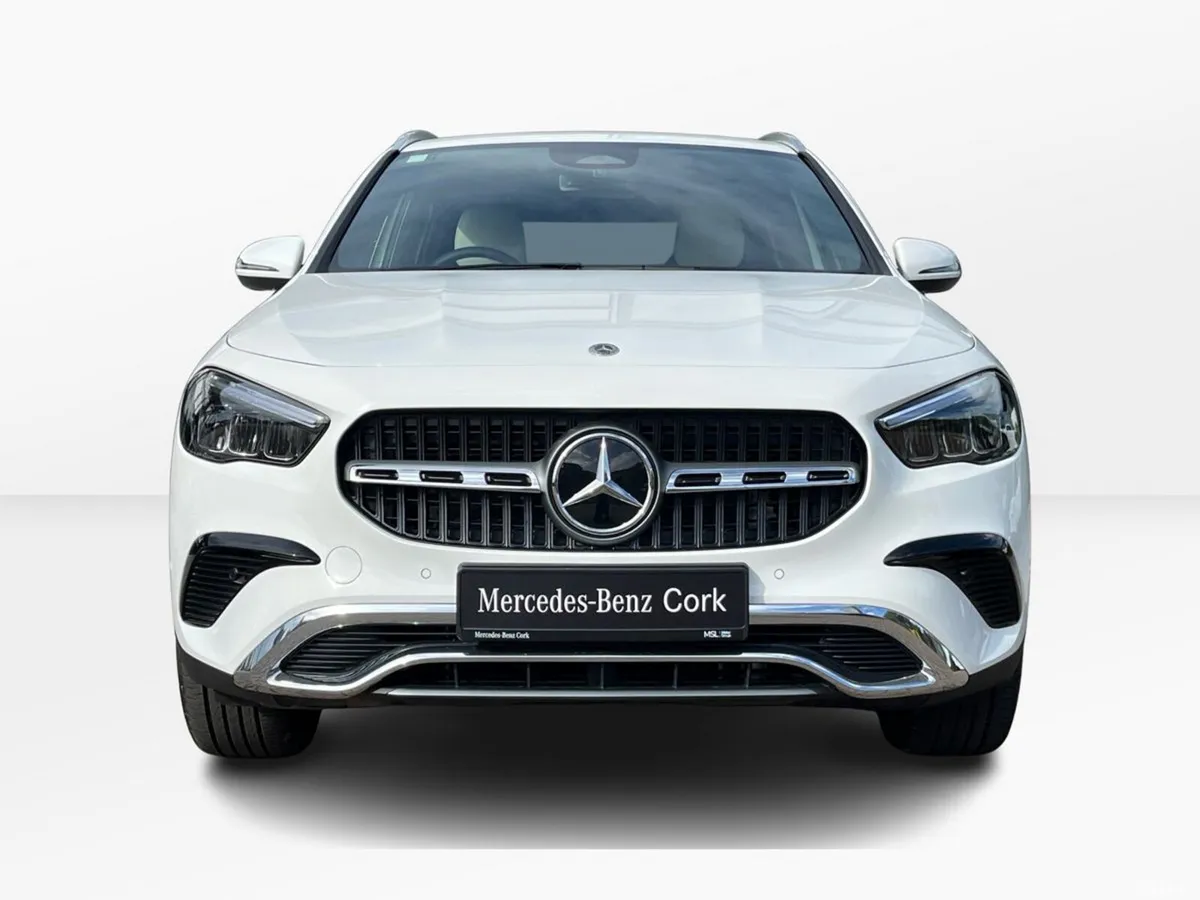 Mercedes-Benz GLA SUV, Petrol Hybrid, 2026, White