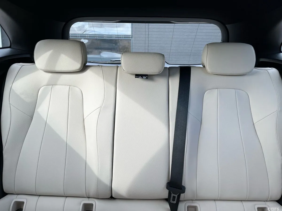 Mercedes-Benz GLA SUV, Petrol Hybrid, 2026, White
