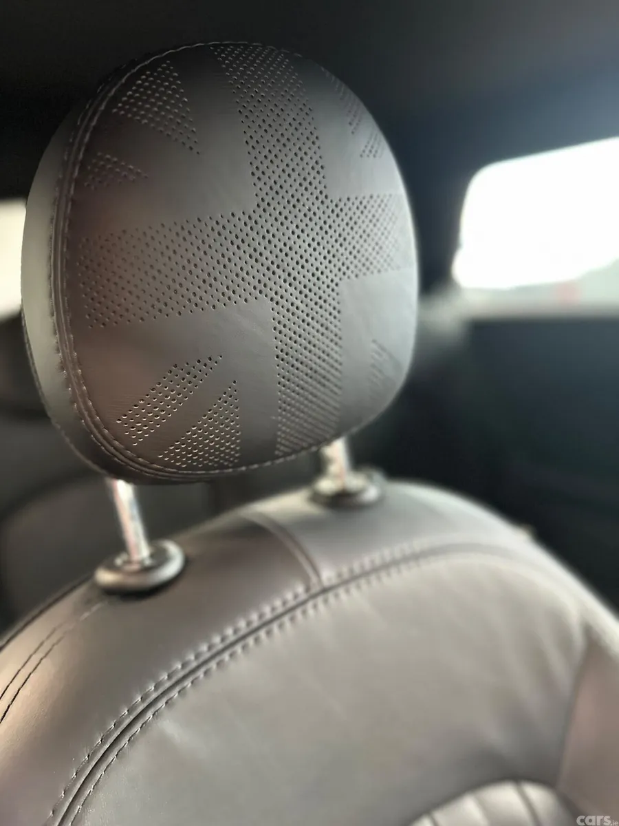 Mini Cooper Hatchback, Petrol, 2021, White