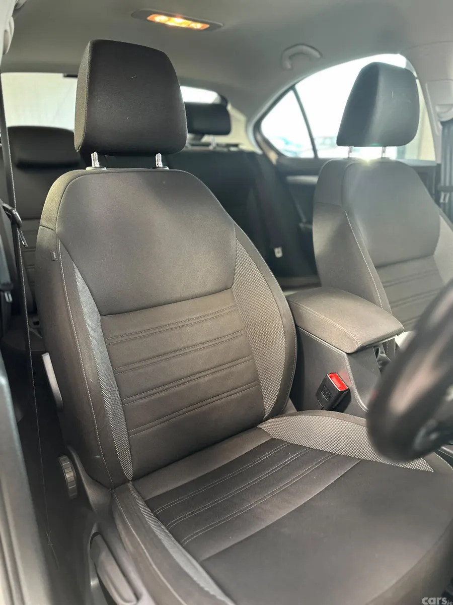 Mini Cooper Hatchback, Petrol, 2021, White