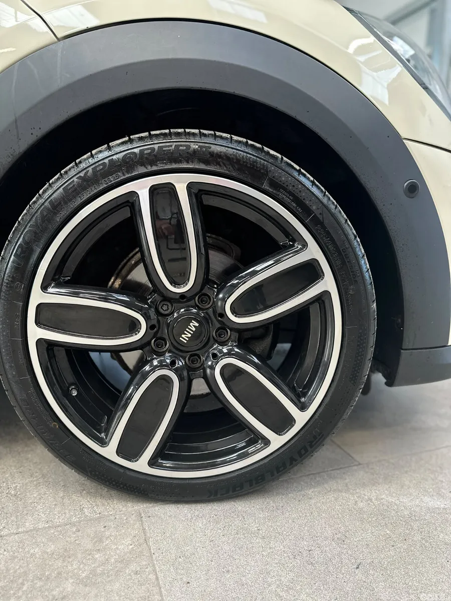 Mini Cooper Hatchback, Petrol, 2021, White