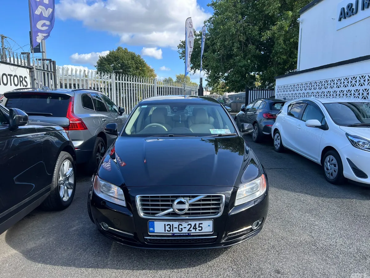 Volvo S80 Saloon, Diesel, 2013, Black