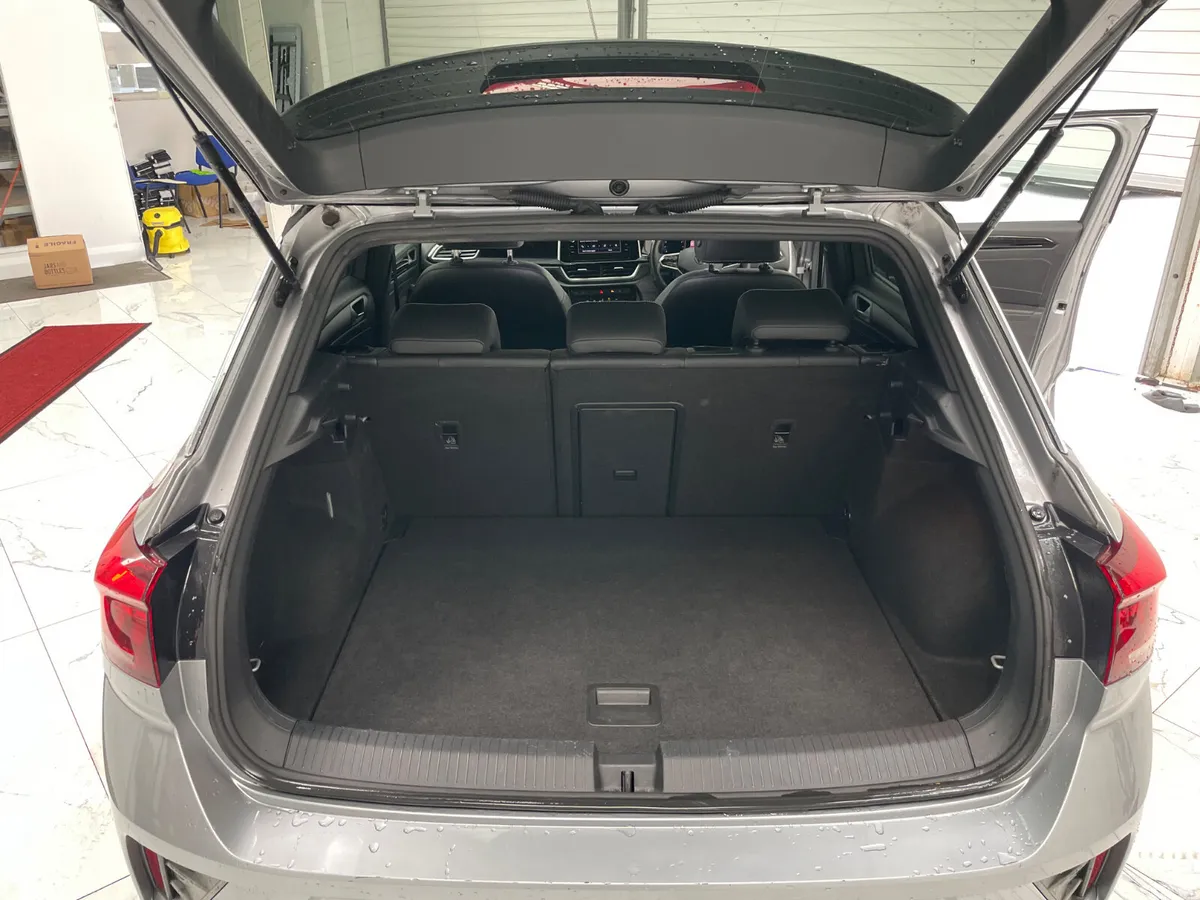 Volkswagen T-Roc SUV, Petrol, 2023, Grey