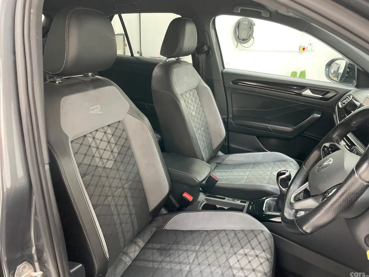 Volkswagen T-Roc SUV, Petrol, 2023, Grey