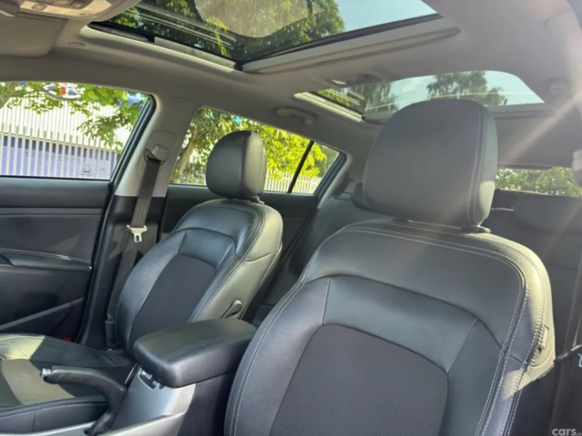 Kia Sportage SUV, Diesel, 2015, Black