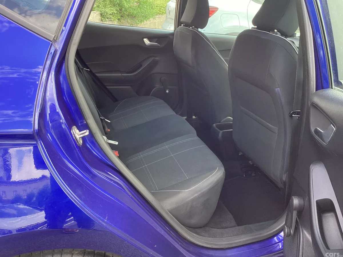 Ford Fiesta Hatchback, Petrol, 2018, Blue