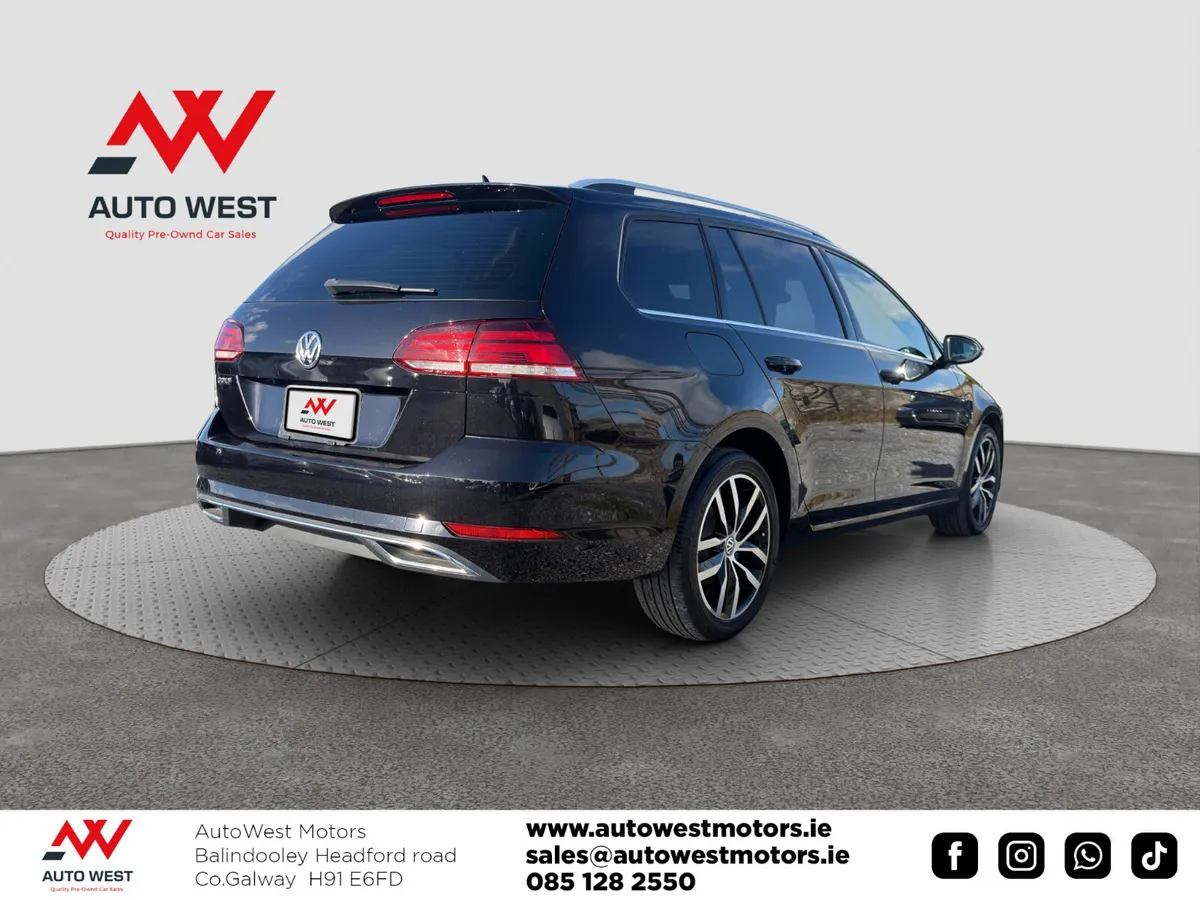 Volkswagen Golf Estate, Petrol, 2019, Black
