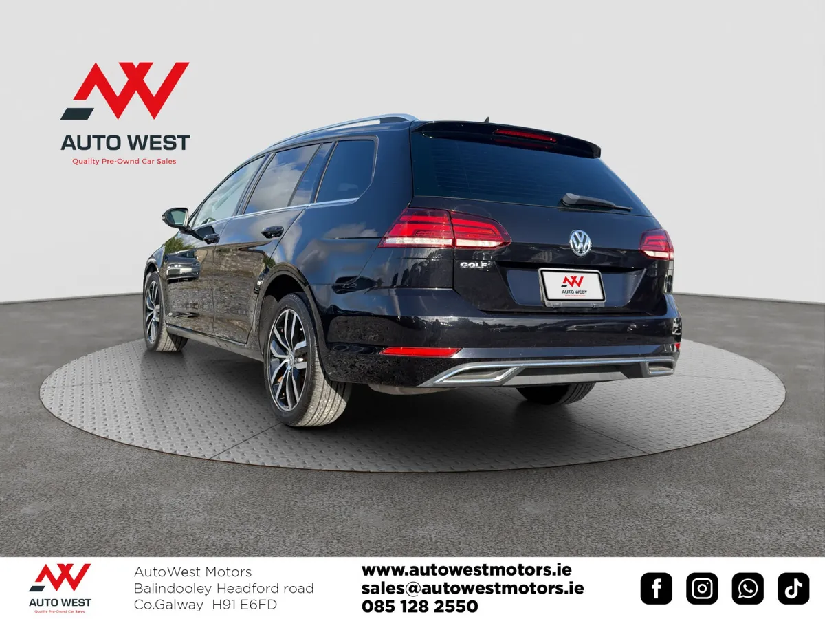 Volkswagen Golf Estate, Petrol, 2019, Black