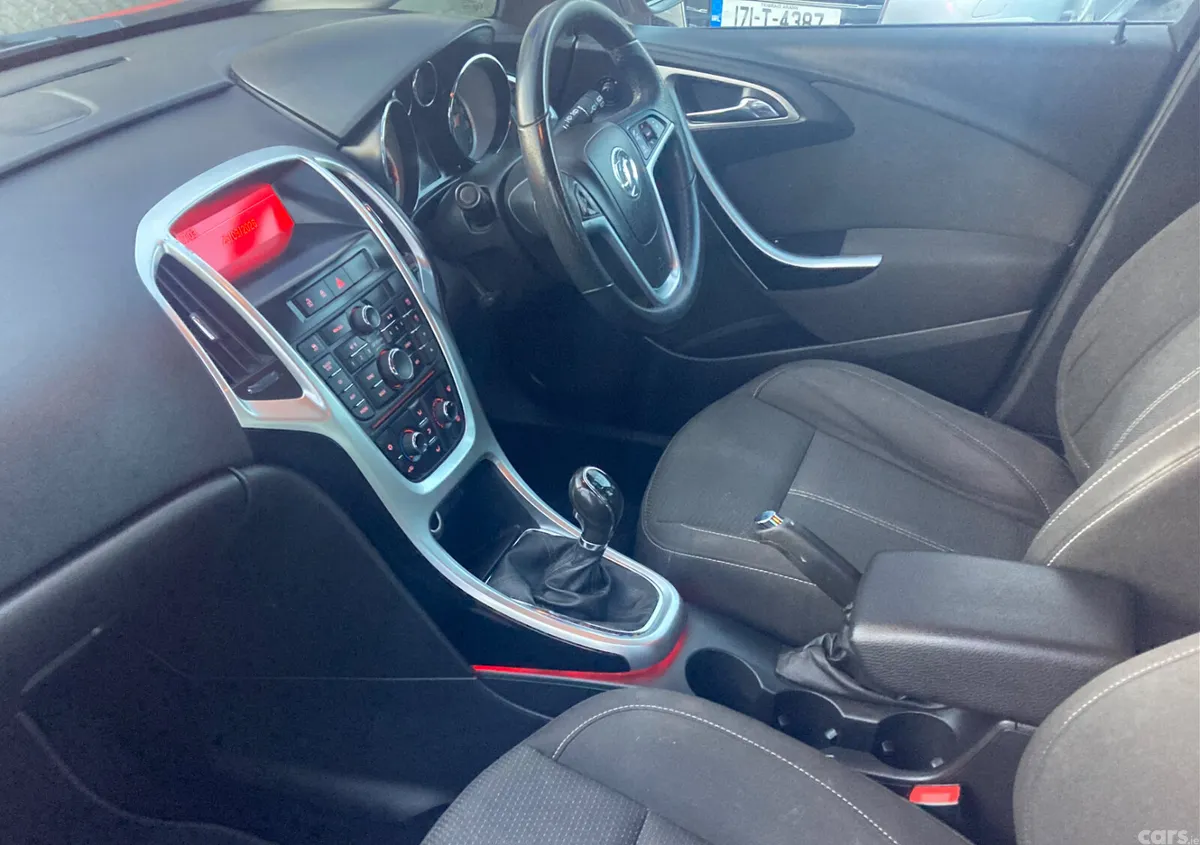 Opel Astra Estate, Diesel, 2014, Red