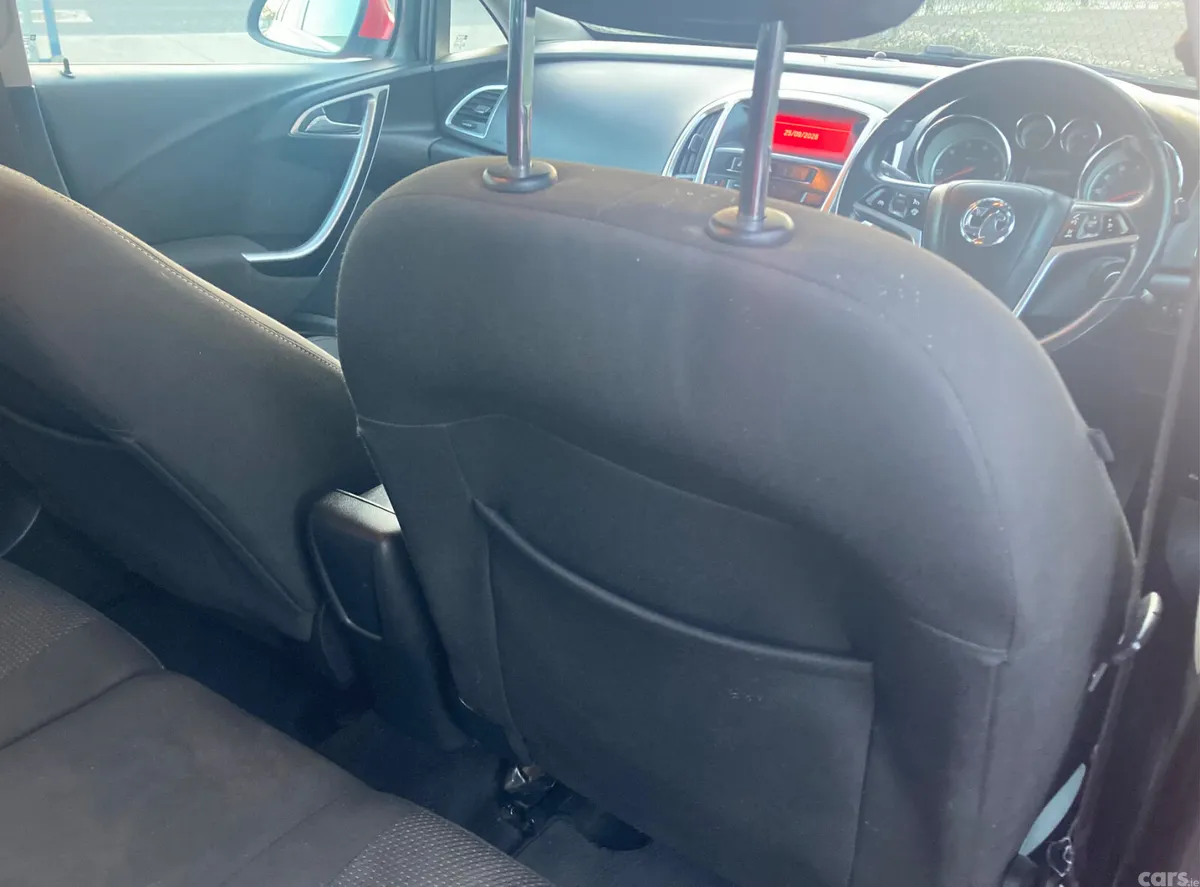 Opel Astra Estate, Diesel, 2014, Red