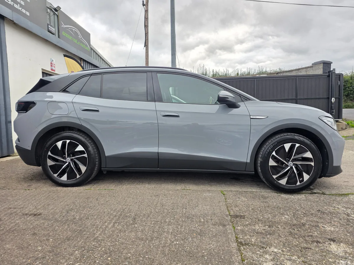 Volkswagen ID.4 Estate, Electric, 2022, Grey