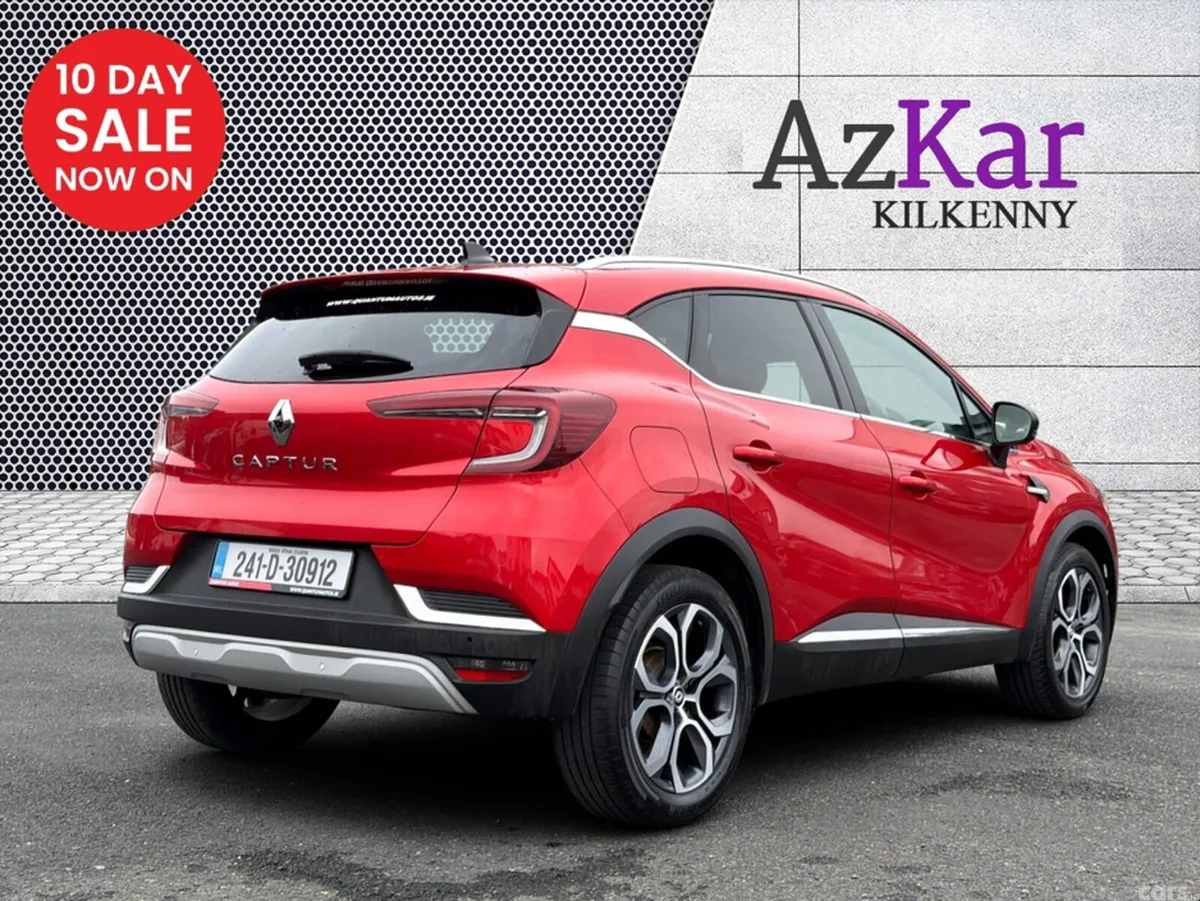 Renault Captur Hatchback, Petrol, 2024, Red