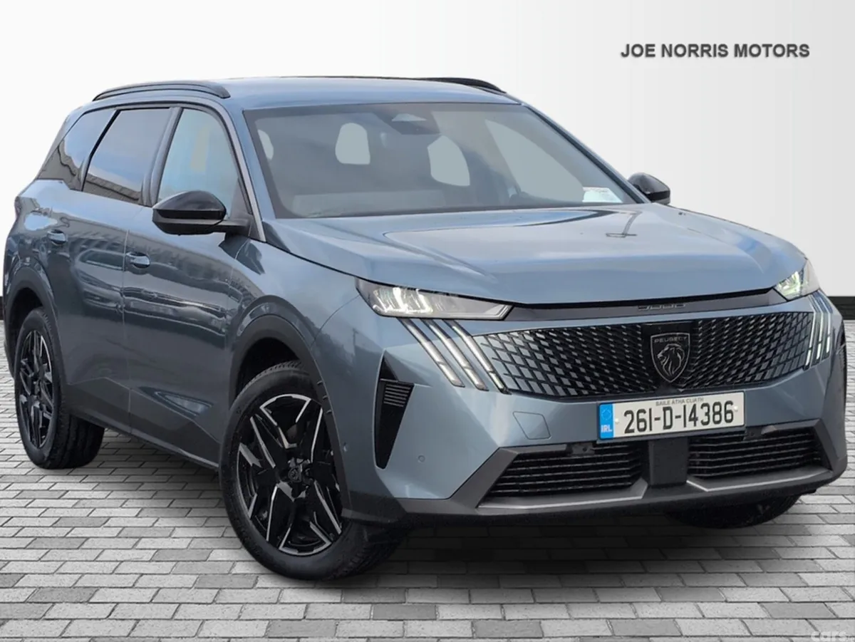 Peugeot 5008 SUV, Petrol Hybrid, 2026, Blue