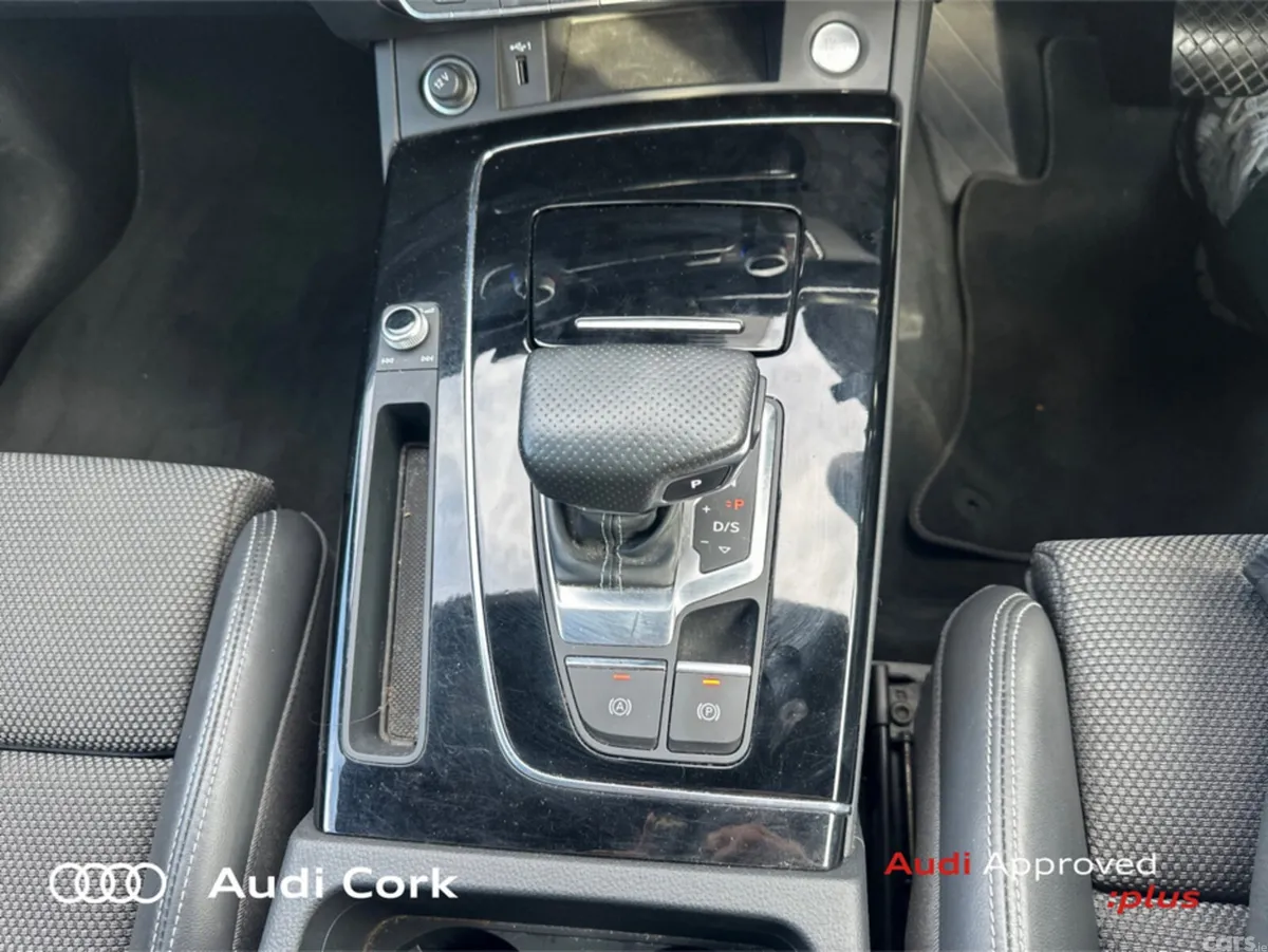 Audi Q5 SUV, Petrol Plug-in Hybrid, 2023, Grey