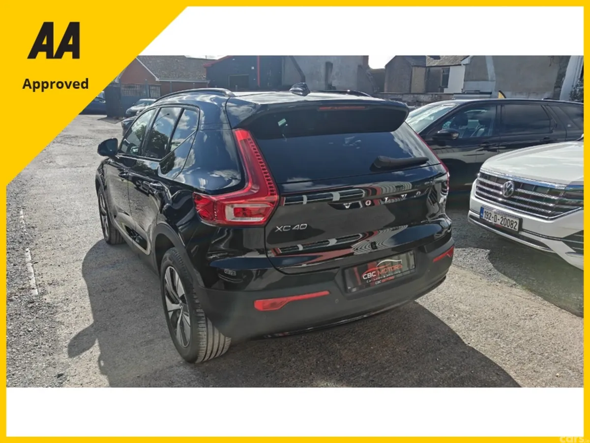 Volvo XC40 SUV, Petrol Plug-in Hybrid, 2022, Black
