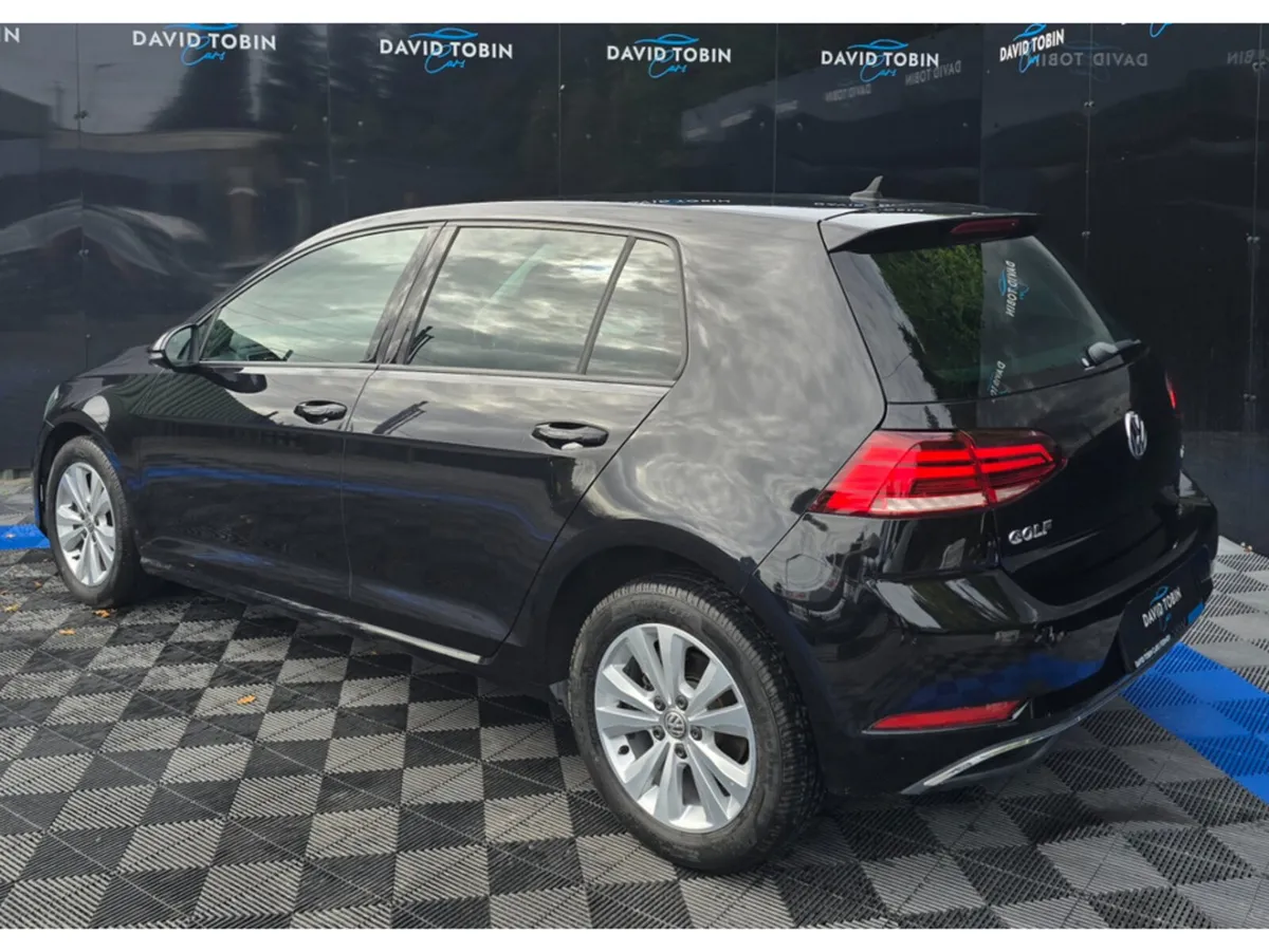 Volkswagen Golf Hatchback, Petrol, 2017, Black
