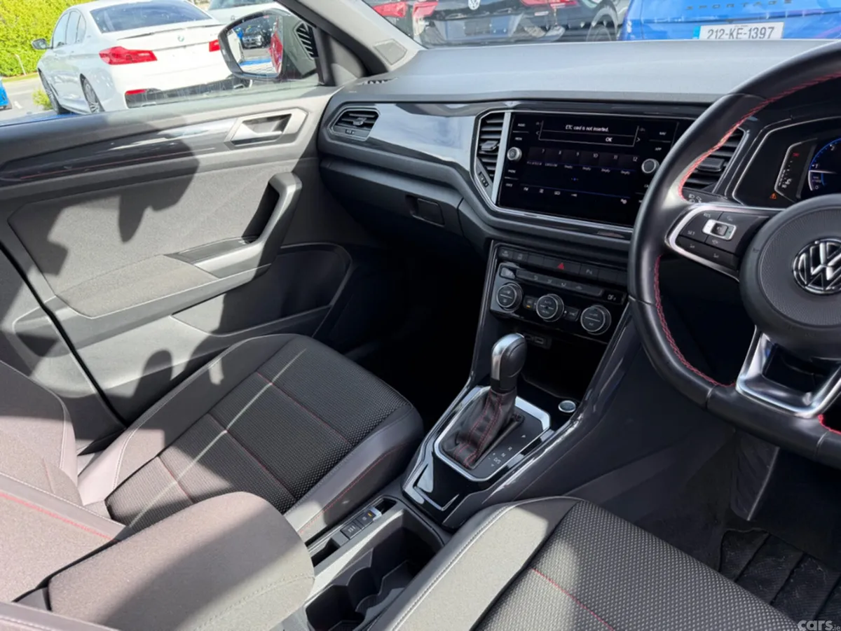 Volkswagen T-Roc SUV, Diesel, 2021, Red